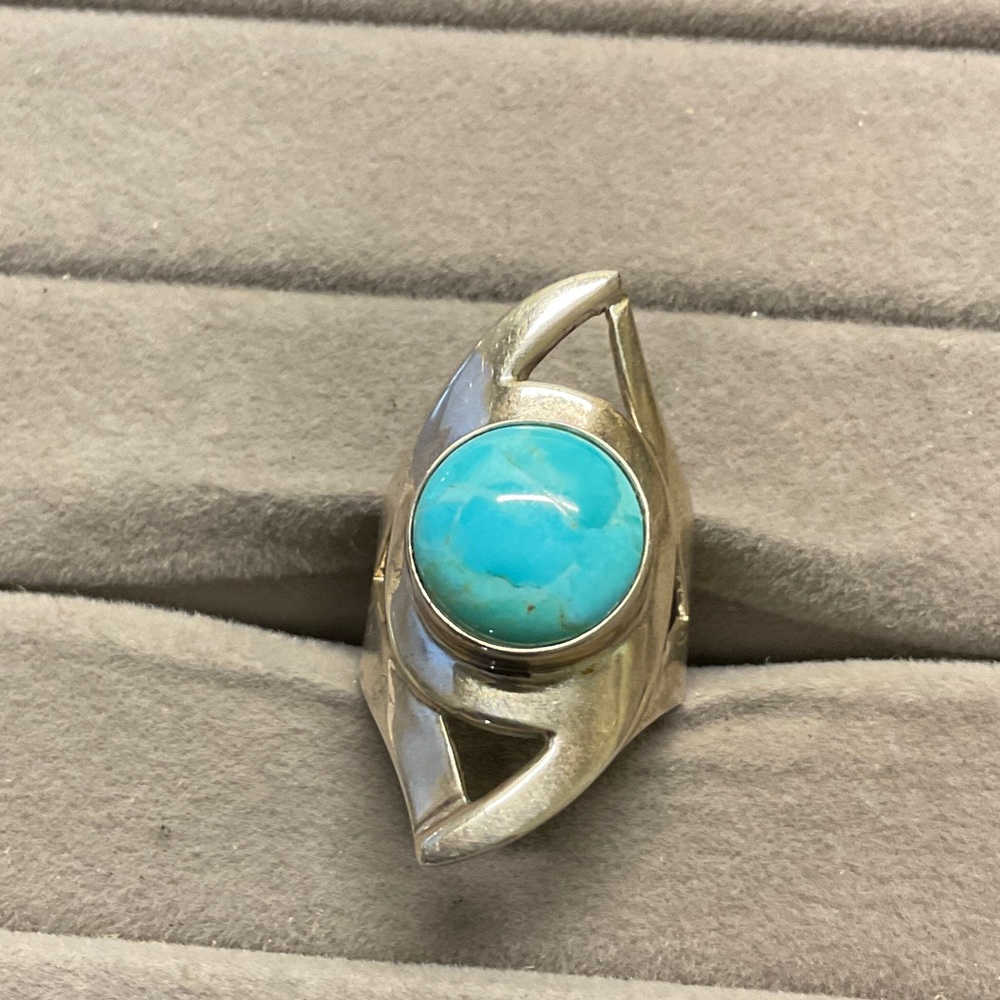 Turquoise and Sterling Silver Women's Ring